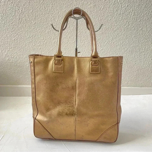 Tory Burch Robinson Gold Metallic Saffiano Mirror Tote Purse - Picture 2 of 15